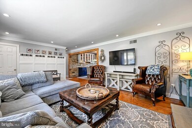 9917 Dellwood Ave, Columbia, MD 21046 - photo 2