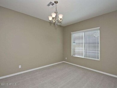 004_Dining Room