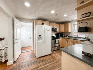 5 Olive St, Lynn, MA 01902 - photo 6