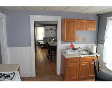 316 Sterling St, Clinton, MA 01510 - photo 6