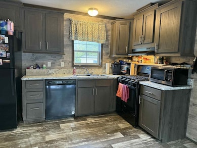 44f6bf9d-3292-490e-bd01-b16d8d947b2e