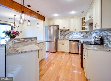 2303 Glade Bank Way, Reston, VA 20191 - photo 4