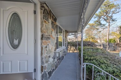 340 Westchester Ave, West Babylon, NY 11704 - photo 3