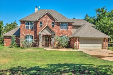 1604 W. Forrest Hills Rd-this is a 3 car garage