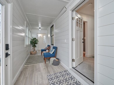 4 Hersey St, Newton Highlands, MA 02461 - photo 4