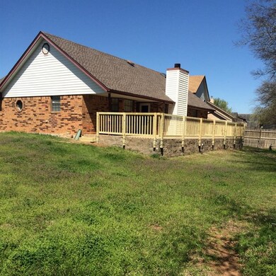 2600 Amy Ct, Moore, OK 73160 - photo 2