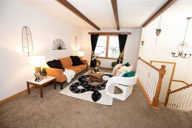 1310 N Stark St, Davenport, IA 52804 - photo 2