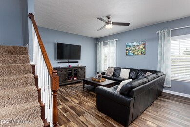 203 Copper Creek Dr, Mount Washington, KY 40047 - photo 6