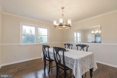 98 Academy Ln, Broomall, PA 19008 - photo 6