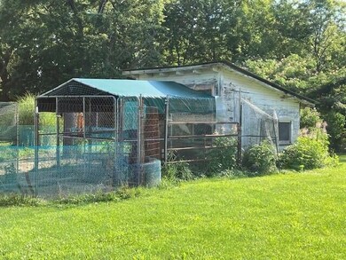 Chicken coop b