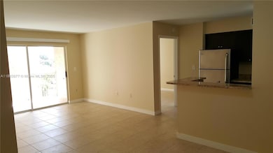Kendall Lakes Towers unit 405, Miami, FL 33193 - photo 3