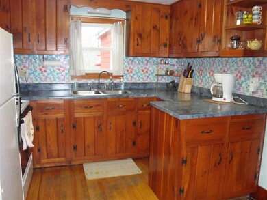 235 Huckle Hill Rd, Bernardston, VT 01337 - photo 4