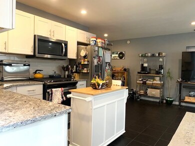 1327 W Walton St unit 1, Chicago, IL 60642 - photo 5