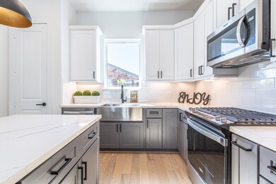 3703 Creekmont Dr, Houston, TX 77091 - photo 3