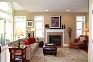 169 Catamount Rd unit 12A, Hartford, VT 05001 - photo 2