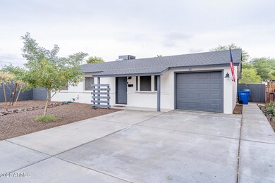02_Front_02