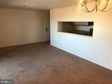 1023 Governor Cir, Wilmington, DE 19809 - photo 4