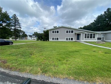 4 Maplecrest Dr, Greenville, RI 02828 - photo 3