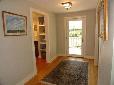 258 Potwine Ln, Amherst, MA 01002 - photo 5