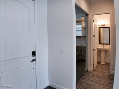 5817 Yellow Ridge Ave, Las Vegas, NV 89131 - photo 4