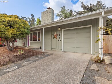 12645 SW Faircrest St, Portland, OR 97225 - photo 2