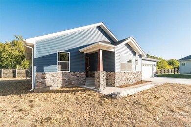 930 Brookside Ln, Rolla, MO 65401 - photo 2