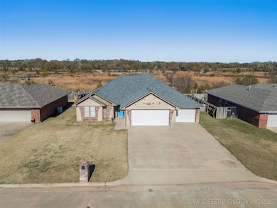 1702 W 21st Ave, Stillwater, OK 74074 - photo 2