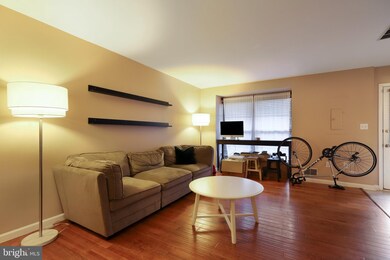 8303 Green Heron Way unit 9, Lorton, VA 22079 - photo 6