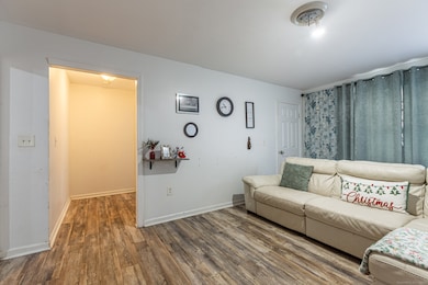 147 Enfield St unit 149, Hartford, CT 06112 - photo 2