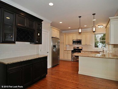 145 Oakwoods Dr, Wakefield, RI 02879 - photo 5