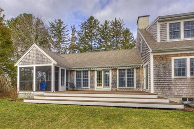 29 Maggie Ln, West Barnstable, MA 02668 - photo 3