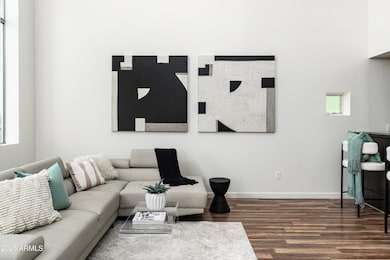 05-1111 W University Dr (5 of 37)