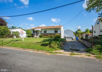 131 Yost St, Manassas Park, VA 20111 - photo 2