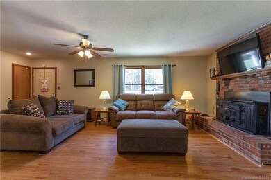 5109 Stoney Oaks Dr, Gastonia, NC 28052 - photo 4