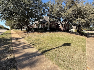 8501 Layna Ct, North Richland Hills, TX 76182 - photo 2