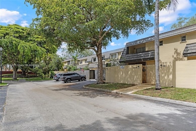 8713 SW 137th Ave unit 8713, Miami, FL 33183 - photo 2