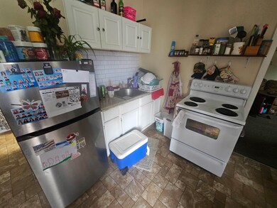 35 Elm St, Lyndon, VT 05851 - photo 4