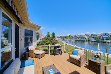 8 Harbor Point Ln, Manistee, MI 49660 - photo 3