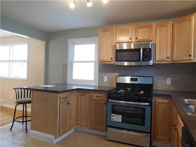 Kitchen BRAND NEW !! GAS RANGE !!