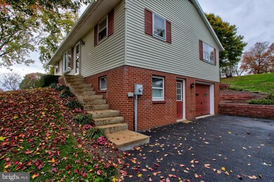 545 Doe Run Rd, Lititz, PA 17543 - photo 3