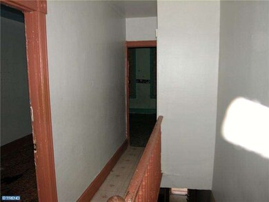 819 Newton Ave, Camden, NJ 08103 - photo 5