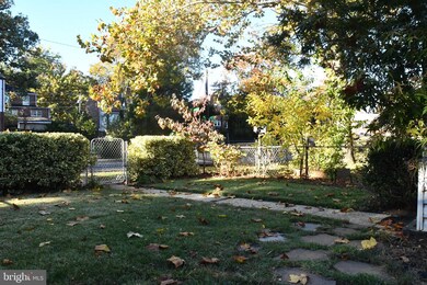 2206 Farrington Ave, Alexandria, VA 22303 - photo 2