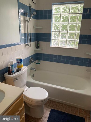 5408 Whitfield Chapel Rd, Lanham, MD 20706 - photo 5