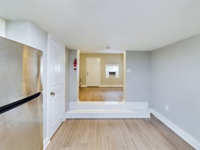 605 Enid St unit 1/2 3, Houston, TX 77009 - photo 5