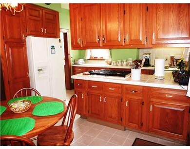 Kitchen. Ideal for entertaining.