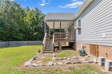 9320 Robin Rd, Disputanta, VA 23842 - photo 2