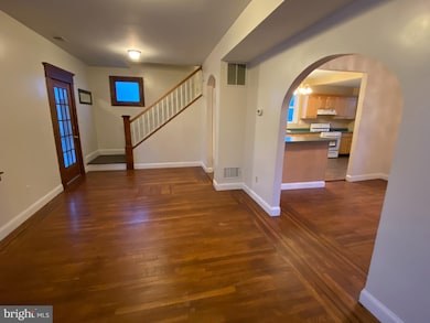 115 N Dundalk Ave, Dundalk, MD 21222 - photo 3