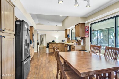 18837 N Grandview Dr-16