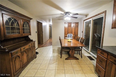 6333 Warren Sharon Rd, Brookfield, OH 44403 - photo 5