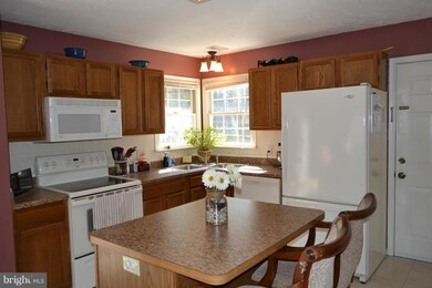 11623 Enchanted Woods Way, Fredericksburg, VA 22407 - photo 4